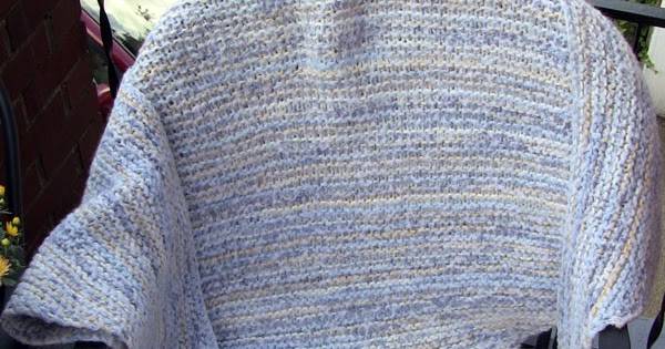 35 Easy Knitted Shawls Patterns Image