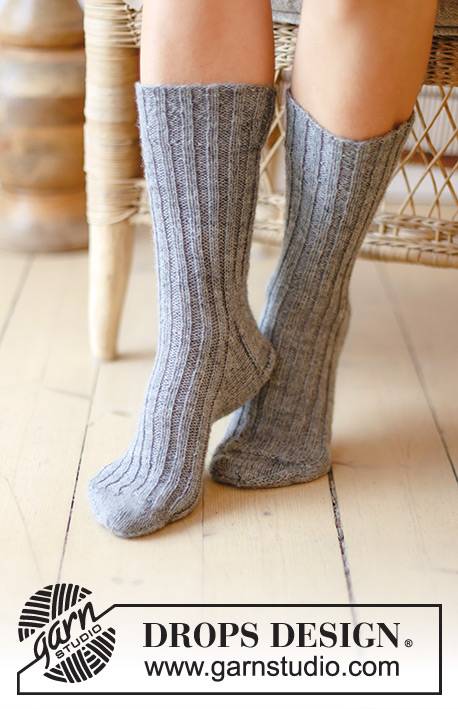 38 Boot Socks Knitting Patterns Image