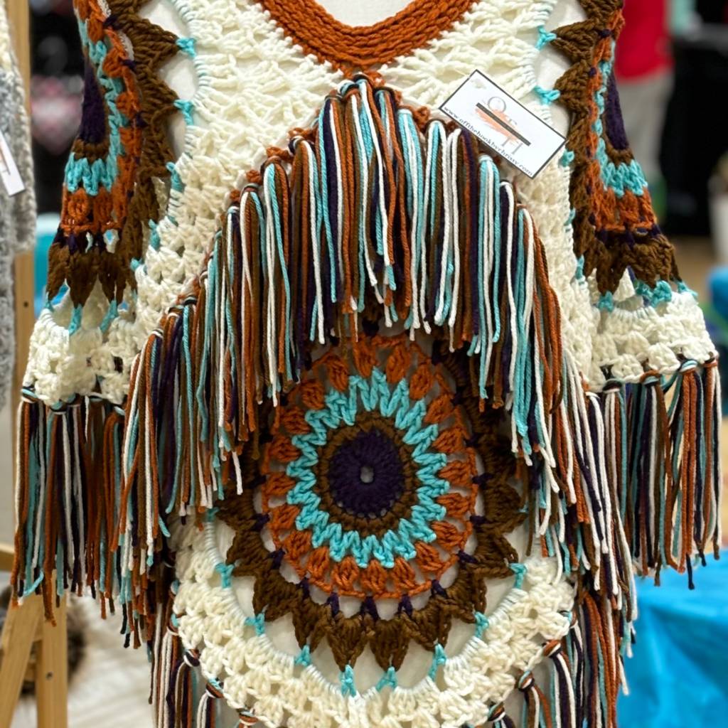 35 Easy Crochet Poncho Patterns Image