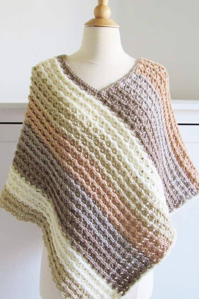 35 Easy Crochet Poncho Patterns Image