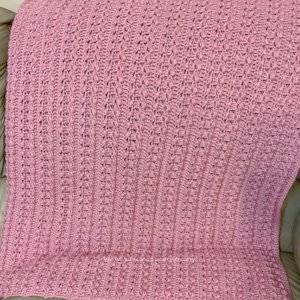 27 Pink Crochet Blanket Patterns Image