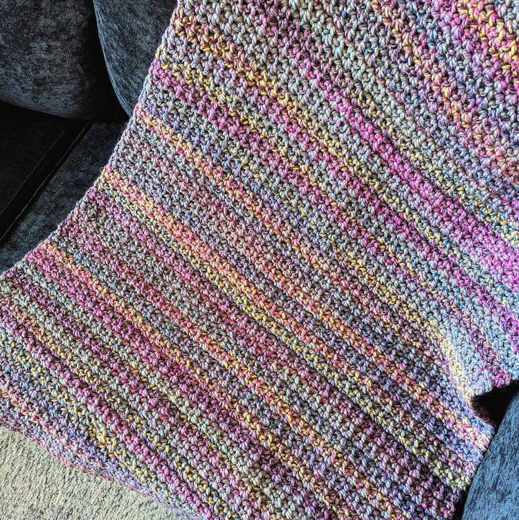 14 Speckled Chunky Yarn Blanket Patterns Image