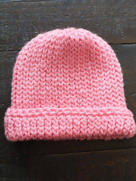 32 Easy Crochet Newborn Beanie Patterns Image