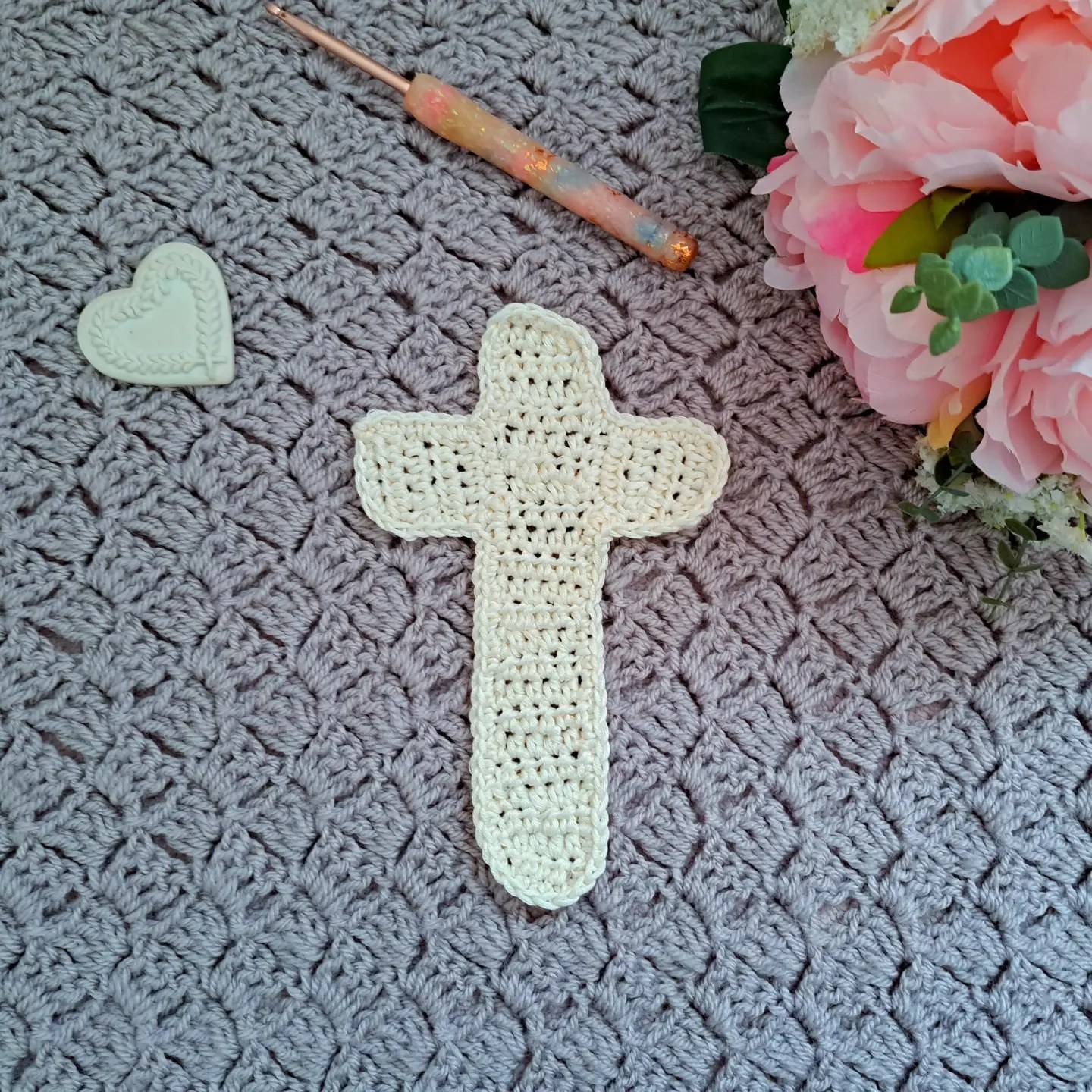 28 Religious Easter Crochet Patterns Image