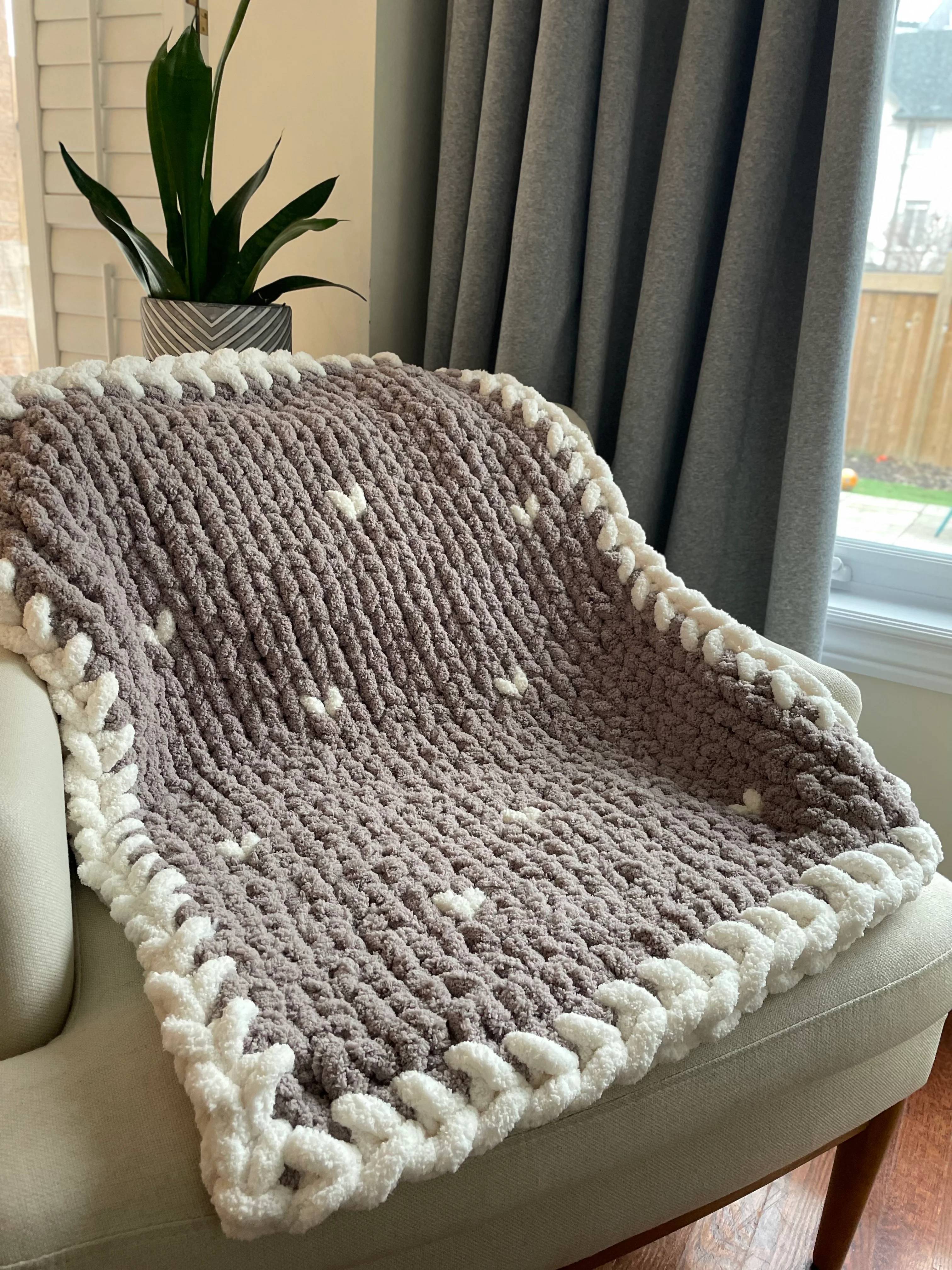 18 Finger Knit Baby Blanket Patterns Image