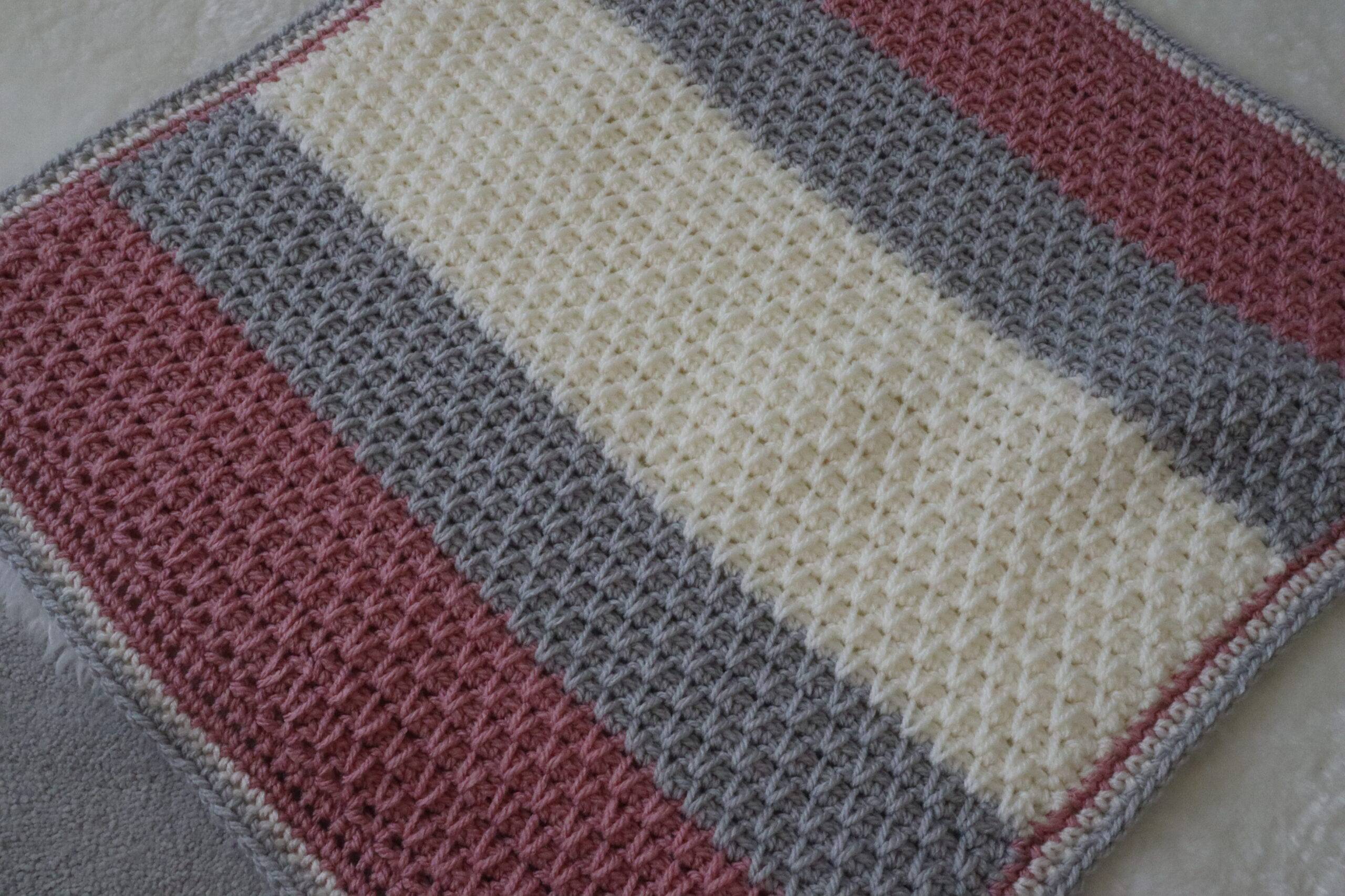 25 Moss Stitch Blanket Patterns Image