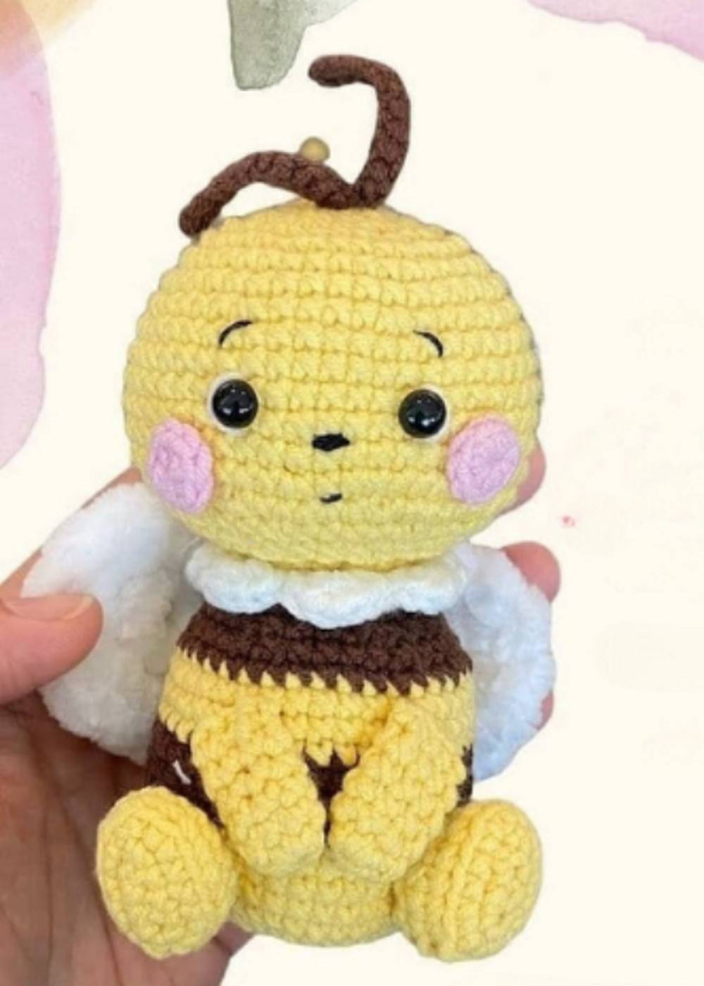 33 Crochet Bee Applique Patterns Image