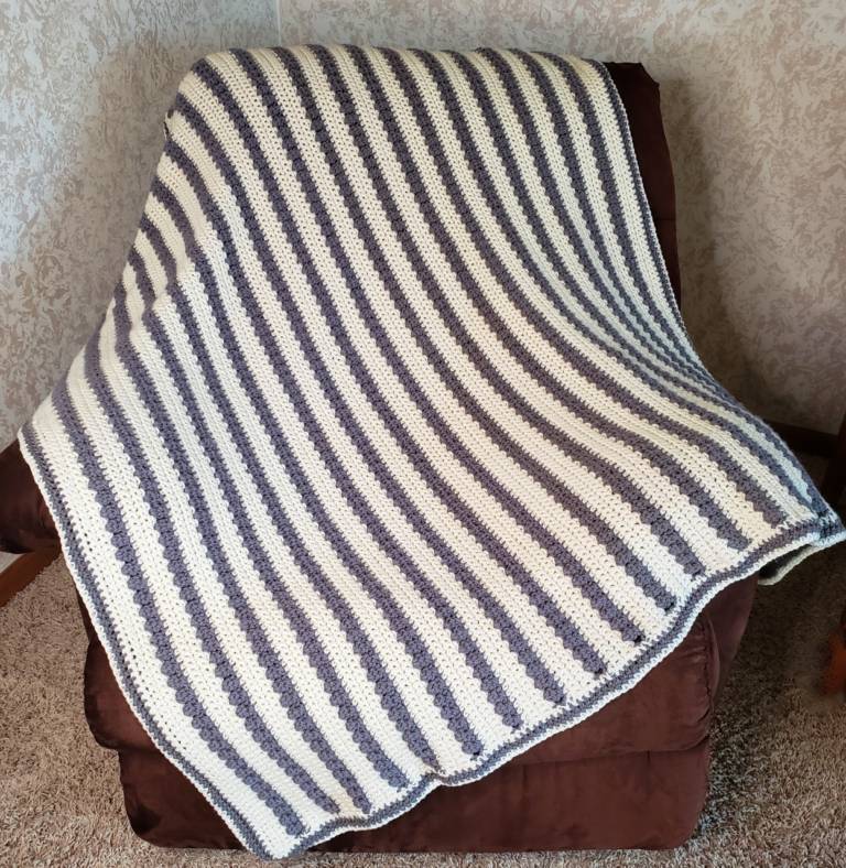 33 Two Tone Crochet Blanket Patterns Image