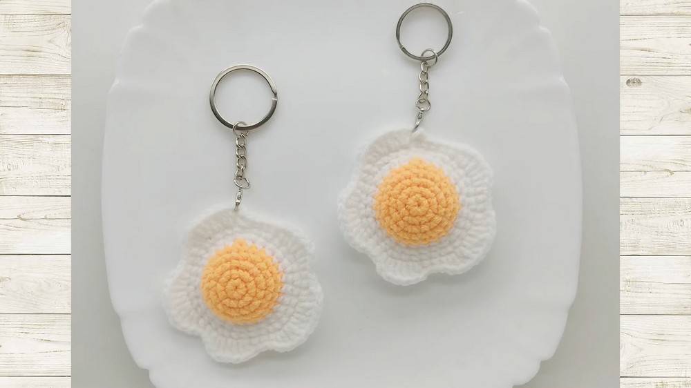 30 Crochet Easter Keychain Patterns Image