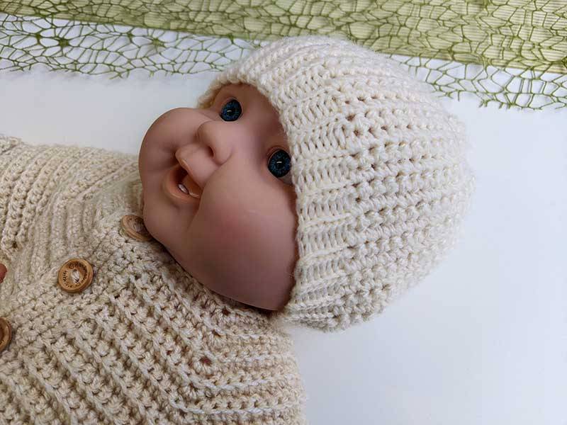 32 Easy Crochet Newborn Beanie Patterns Image