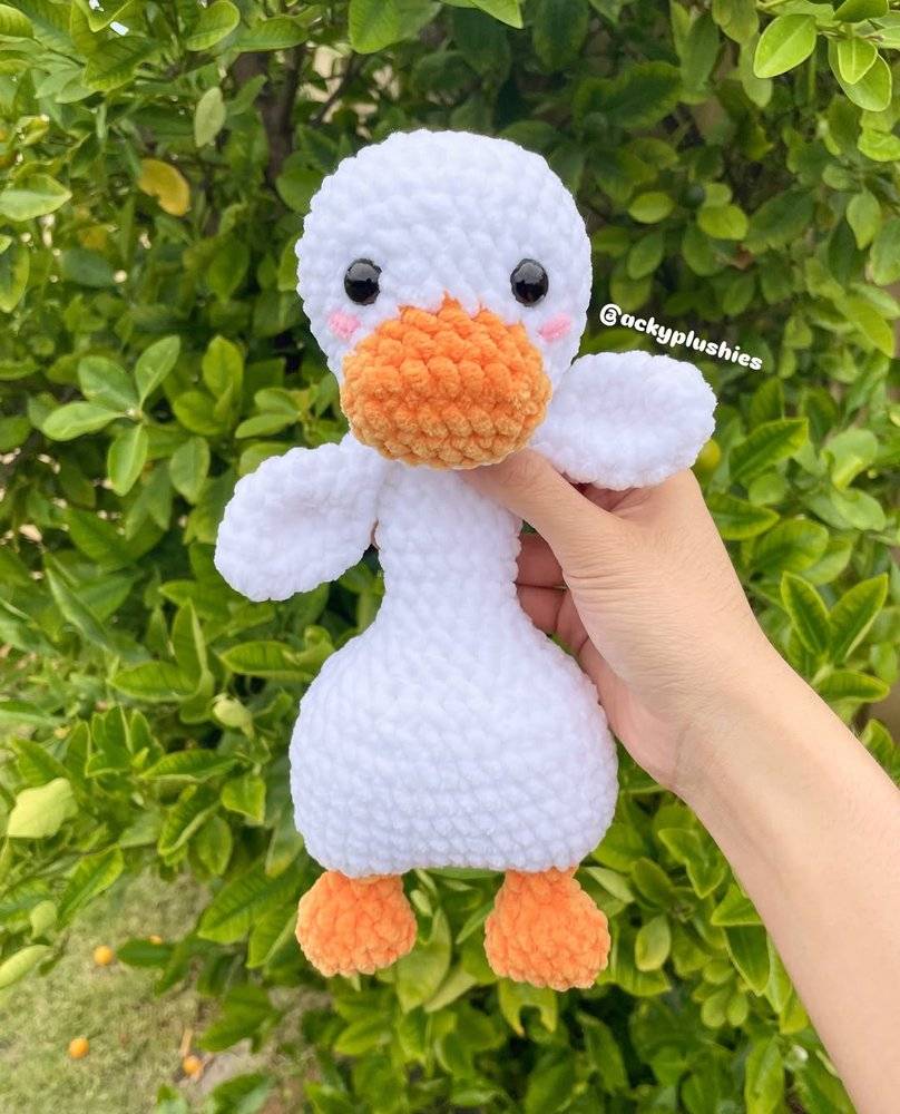 Adorable Amigurumi Crochet Goose Project