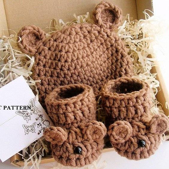 Adorable Crochet Bear Hat and Booties Set