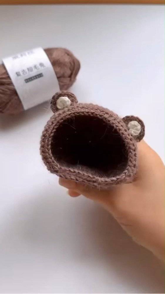 Adorable Crochet Bear Hat with Round Ears