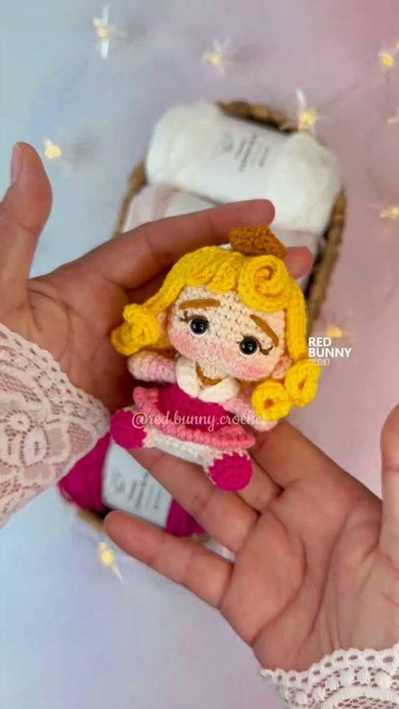 Amigurumi Aurora Crochet Keychain Project