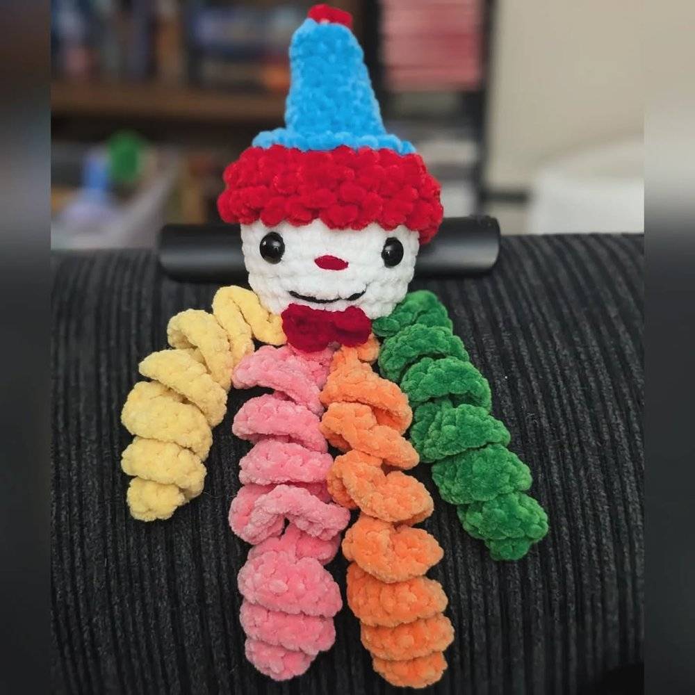 Amigurumi Crochet Clown with Curly Arms
