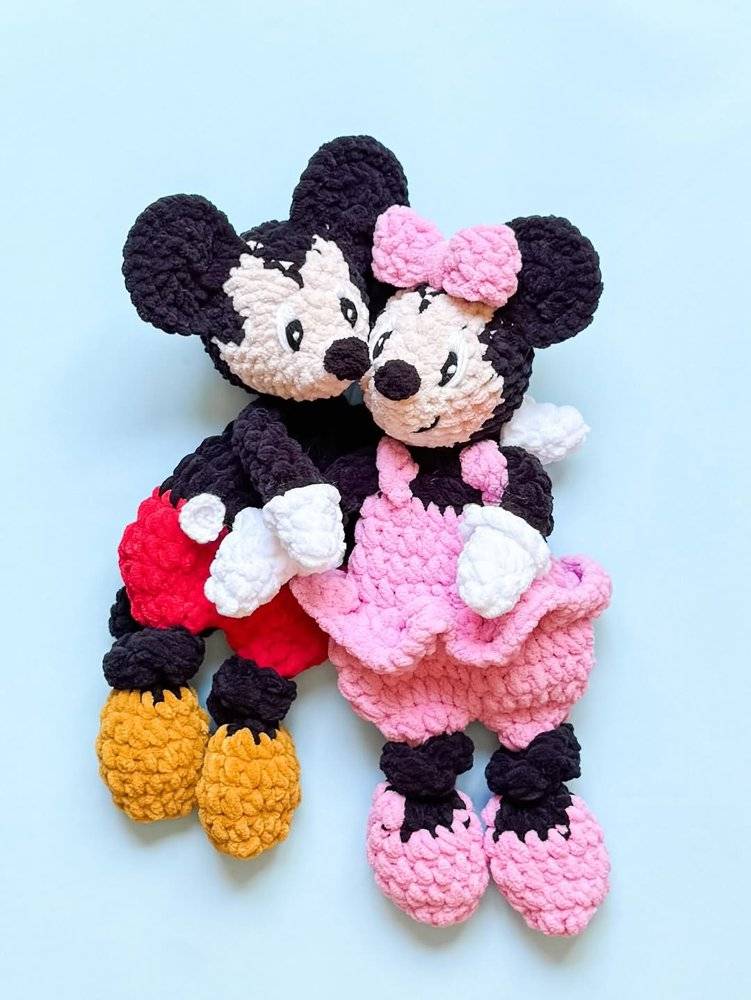 Amigurumi Mickey and Minnie Mouse Crochet Duo