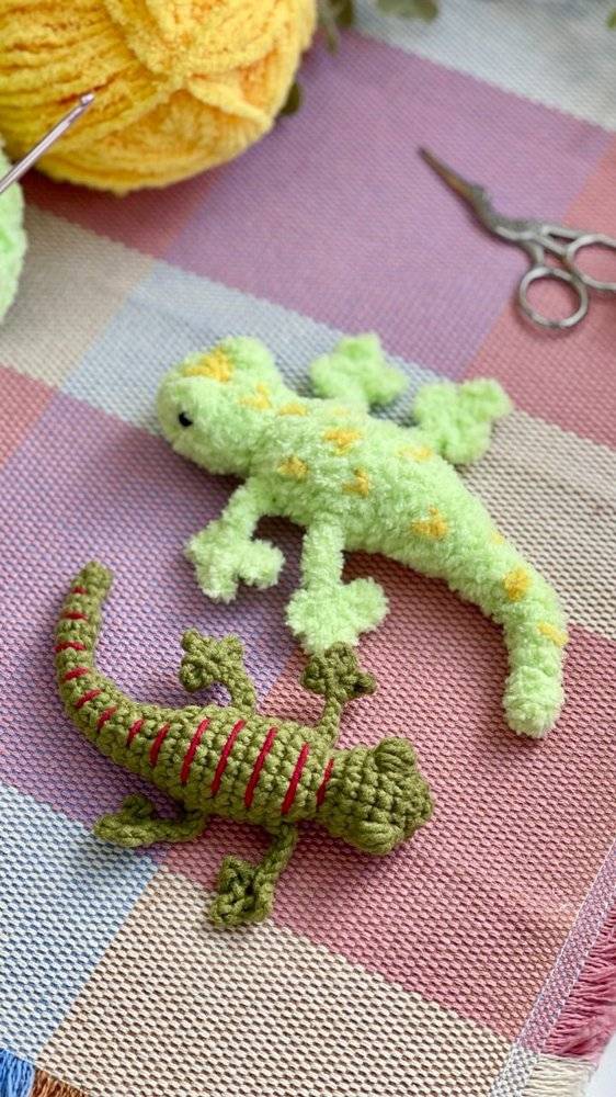 Charming Crochet Gecko Amigurumi Duo