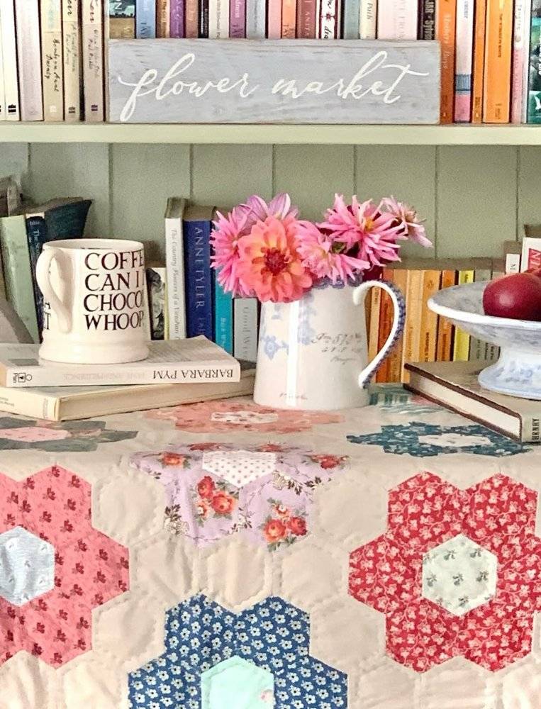 23 Hexagon Paper Piecing Patterns Charming Hexagon Patchwork Quilt
