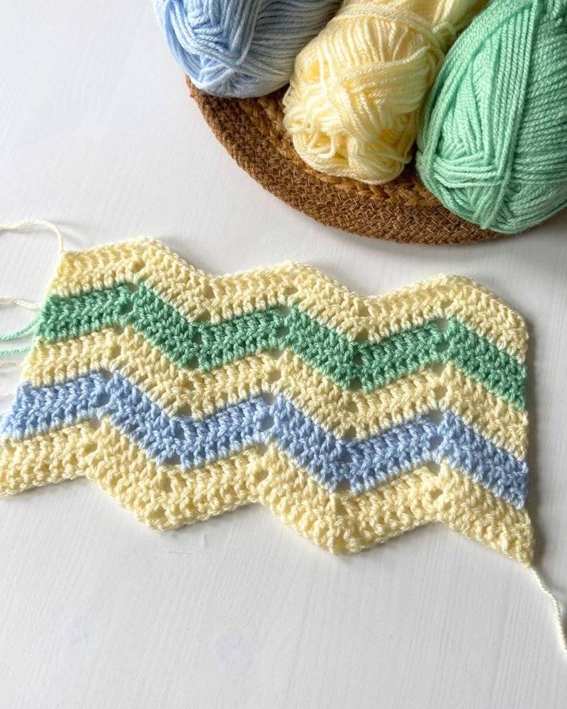 Chevron Stripe Crochet Potholder Project