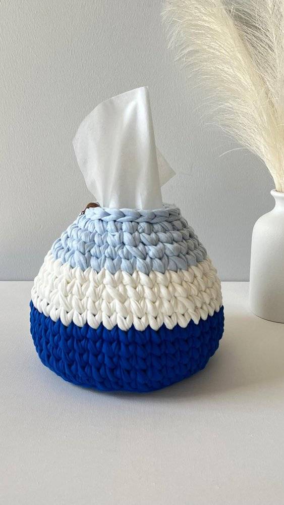 Chunky Ombre Crochet Tissue Box Cover