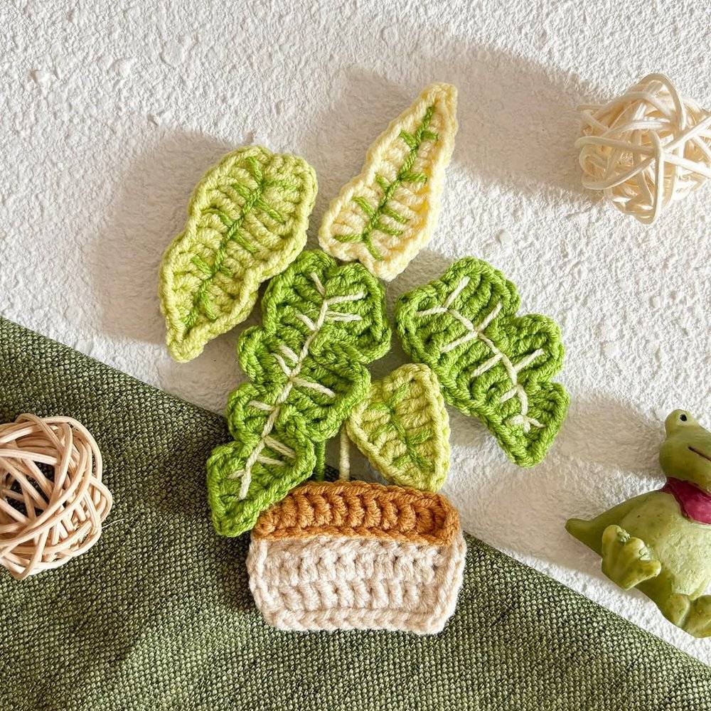 Crochet Monstera Leaves and Pot Appliqués
