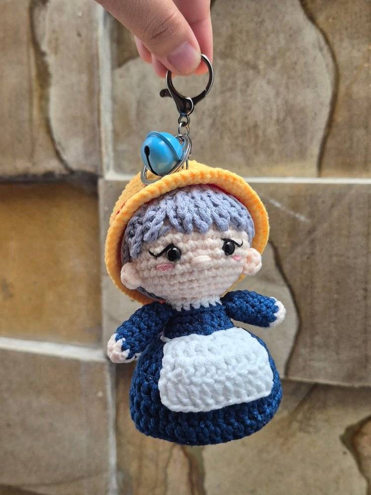 Crochet Sophie Hatter Amigurumi Keychain