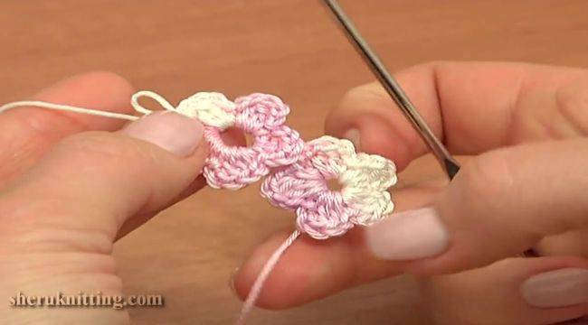 26 Crochet Flower Bracelet Patterns Image