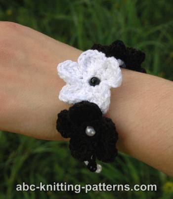 26 Crochet Flower Bracelet Patterns Image