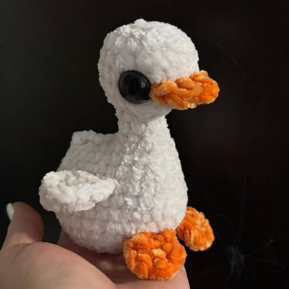 Fluffy Crochet Goose Amigurumi