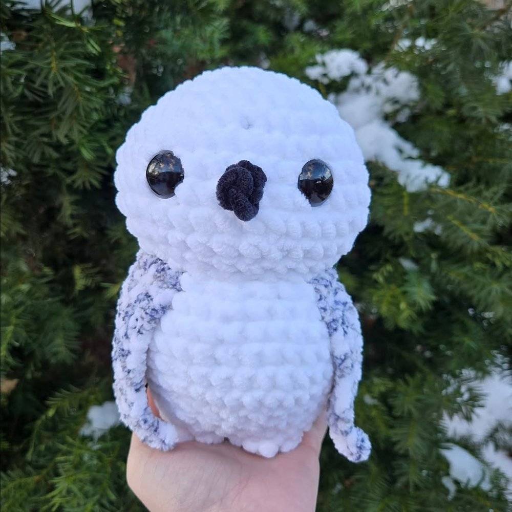 Fluffy Crochet Snowy Owl Amigurumi