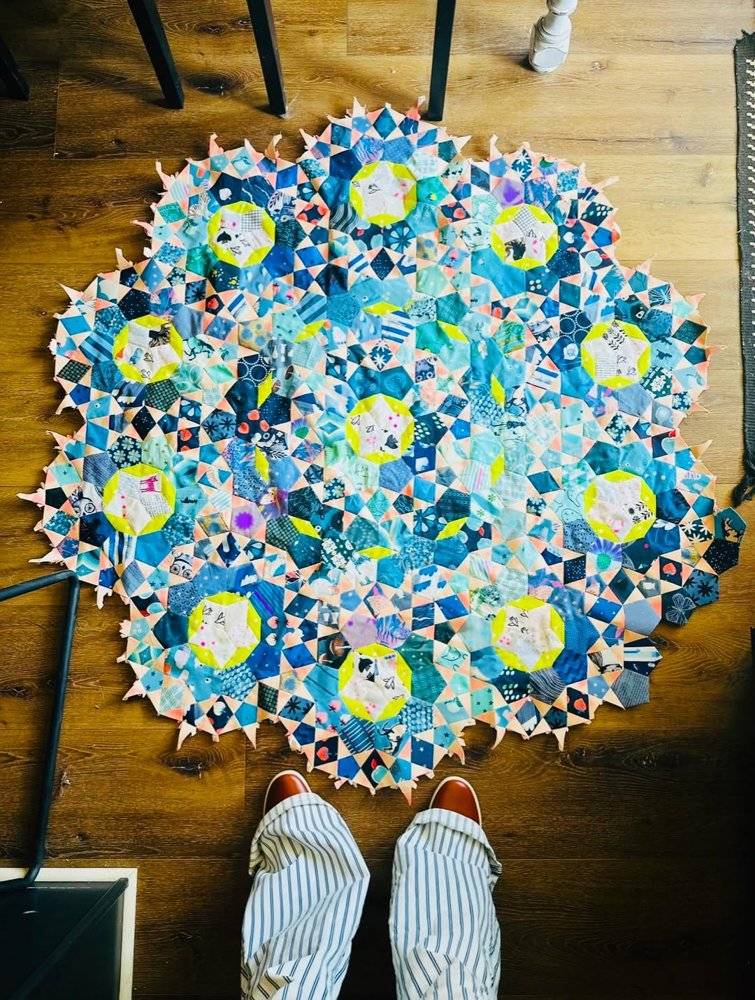 Geometric Starburst Quilt Design