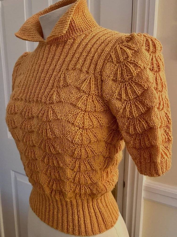Intricate 1930s Style Knitted Sweater with Puff Sleeves
