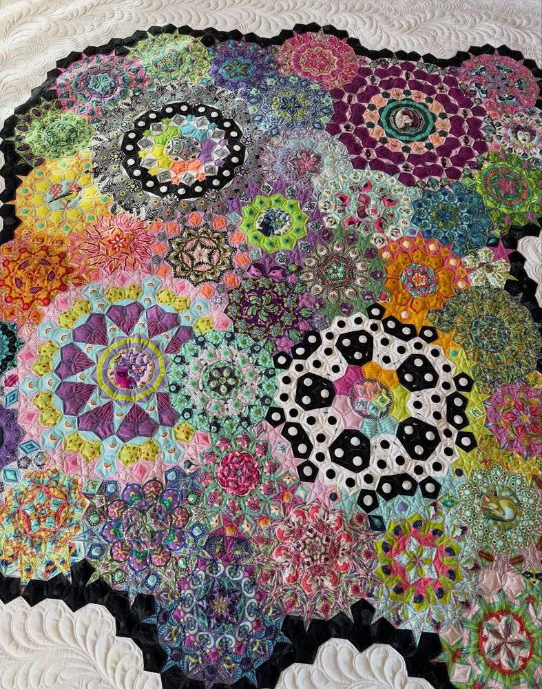 Intricate Hexagon Patchwork Quilt