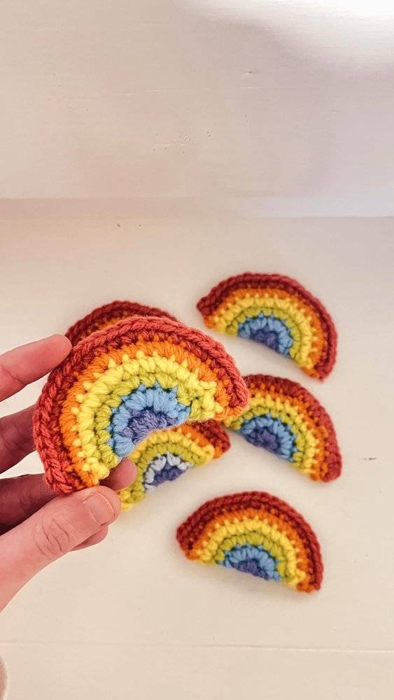 Mini Crochet Rainbow Appliques