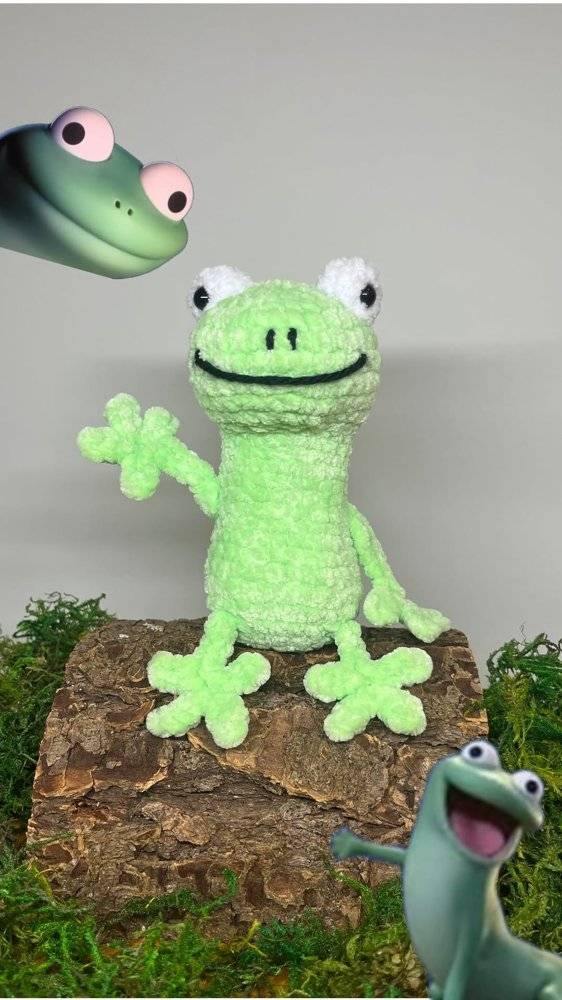 Plush Green Frog Crochet Amigurumi