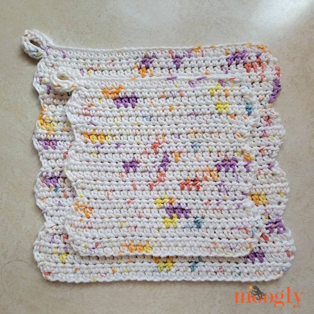 Speckled Yarn Crochet Potholder Pattern