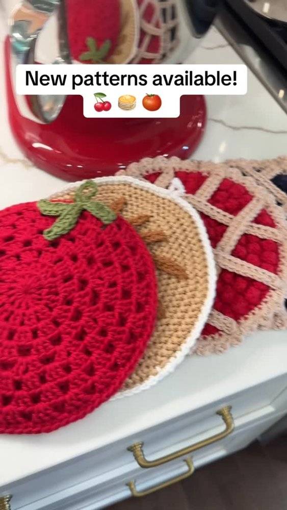 Sweet Crochet Potholder Patterns: Strawberry & Pie Designs