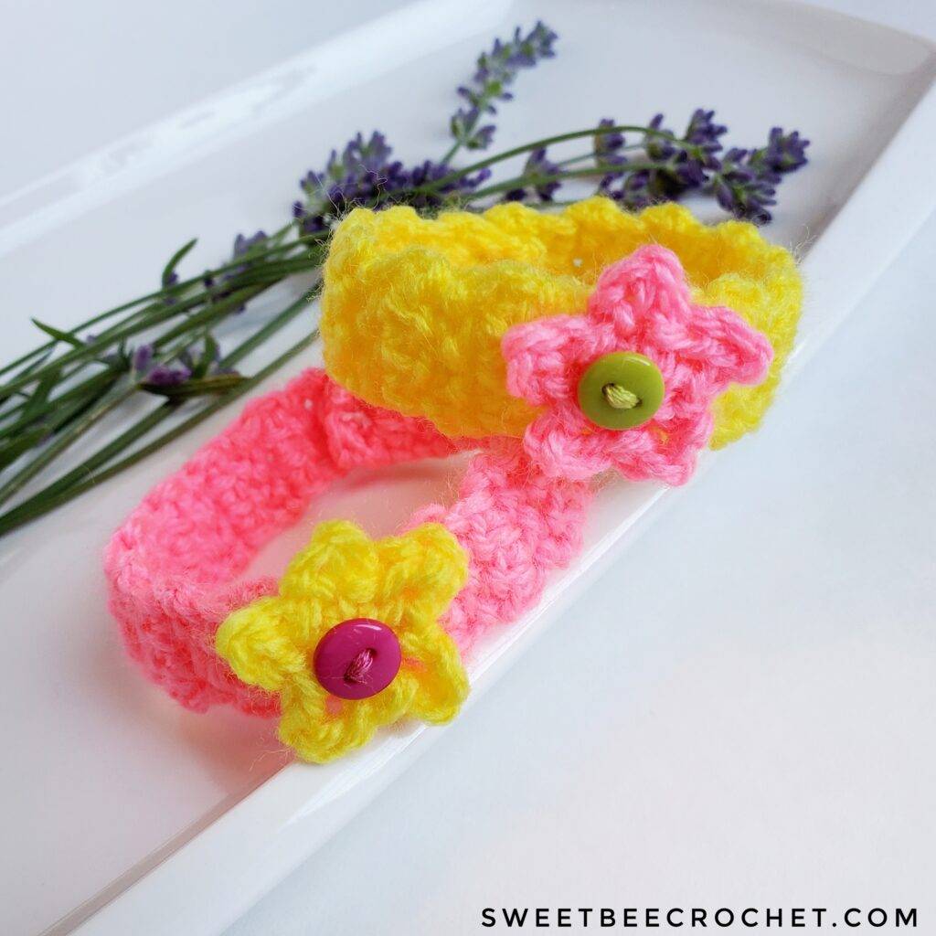 26 Crochet Flower Bracelet Patterns Image