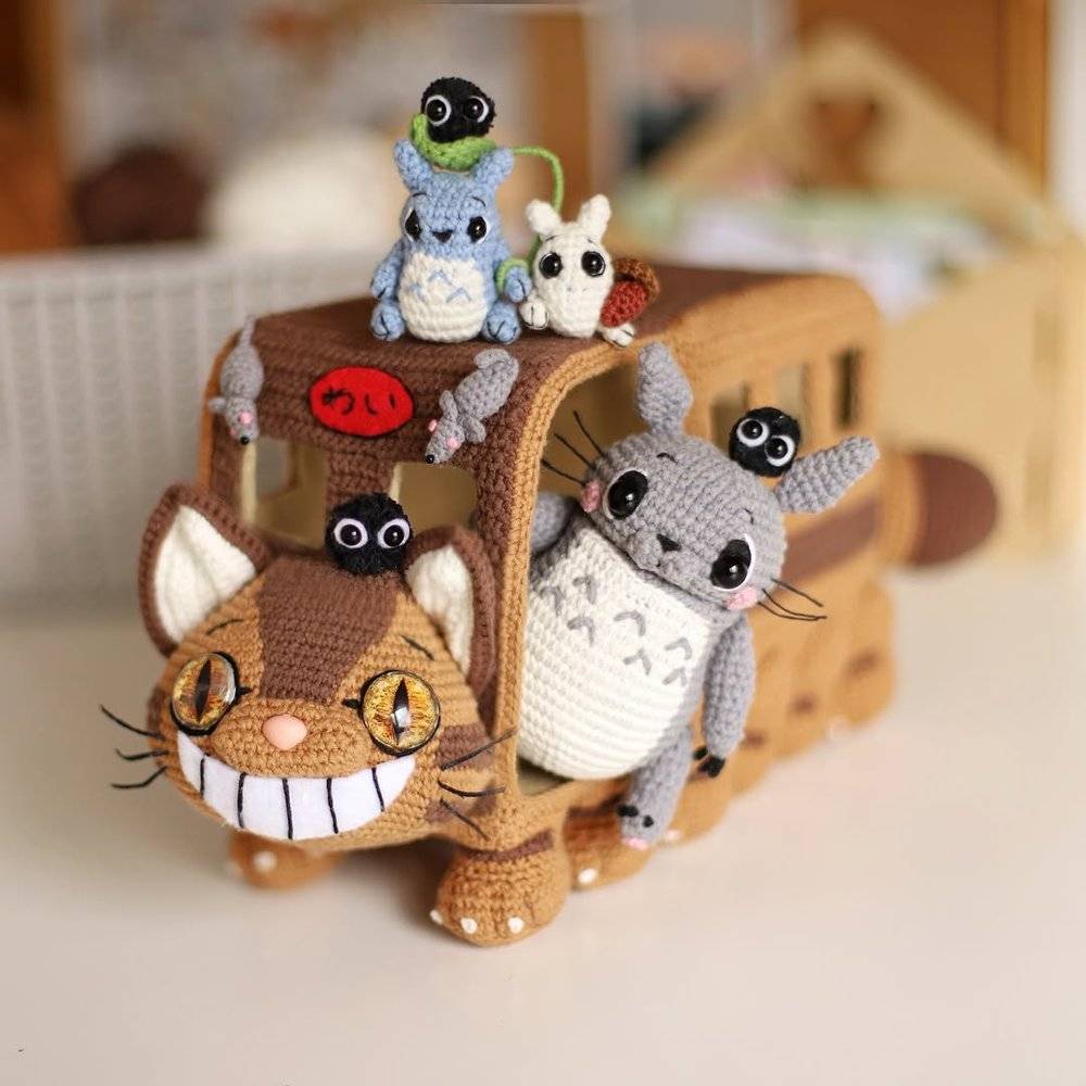 Totoro's Magical Catbus Crochet Set