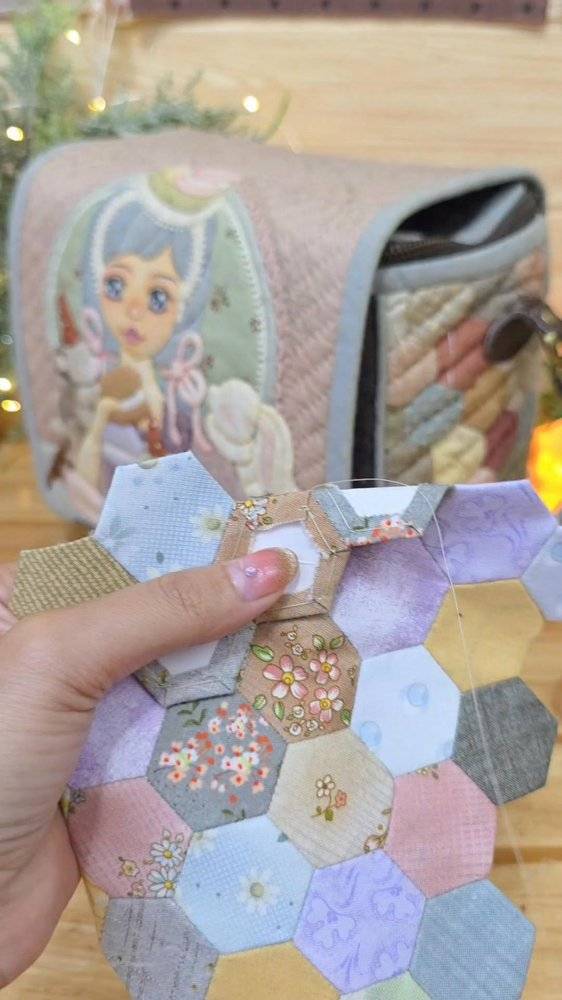 Vintage Hexagon Patchwork Quilt Block