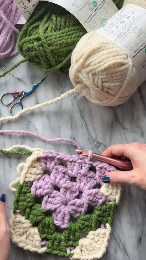 Chunky Crochet Granny Square Project