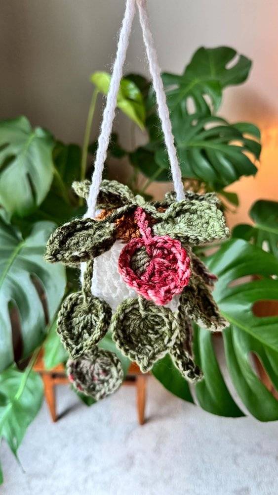Crochet Hanging Plant Pot Cover with Leaves