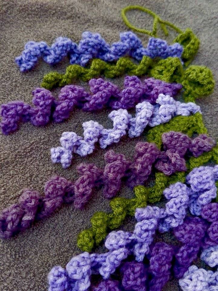 Crocheted Lavender Stems Garland