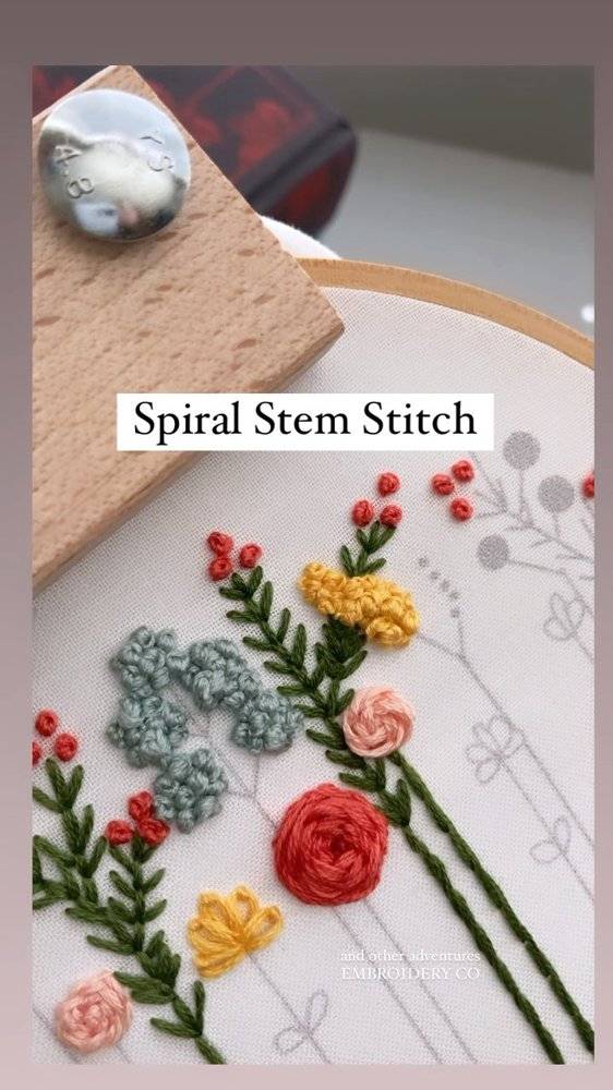 Floral Embroidery Hoop Art with Spiral Stem Stitch