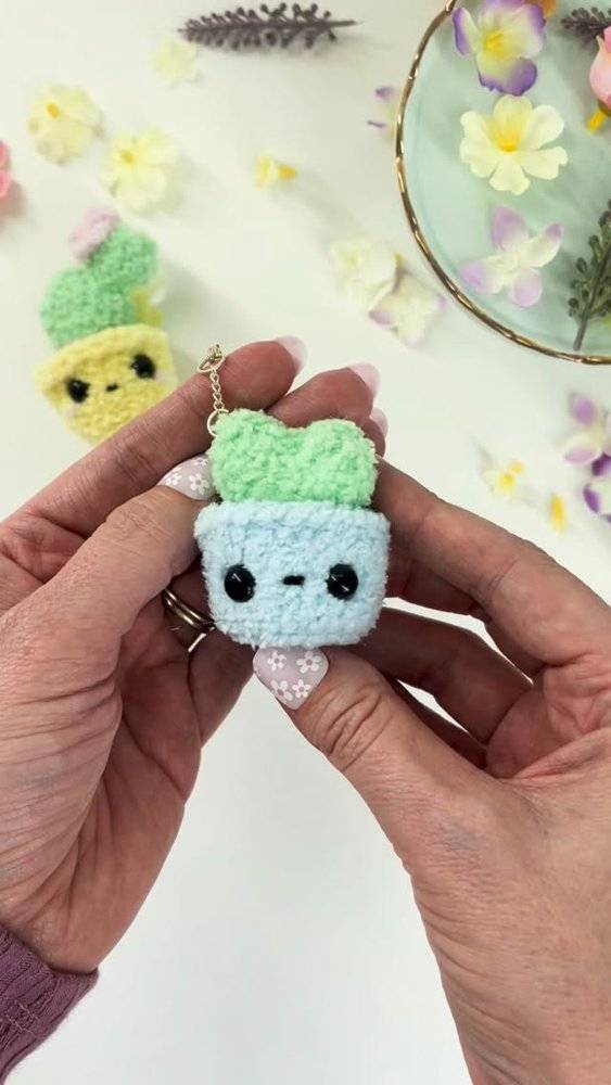 Fluffy Crochet Potted Plant Keychain Project