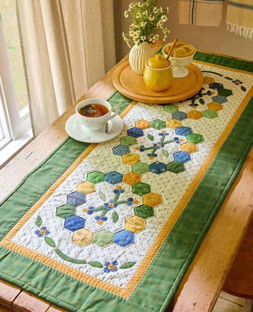 Hexagon Patchwork Table Runner Project