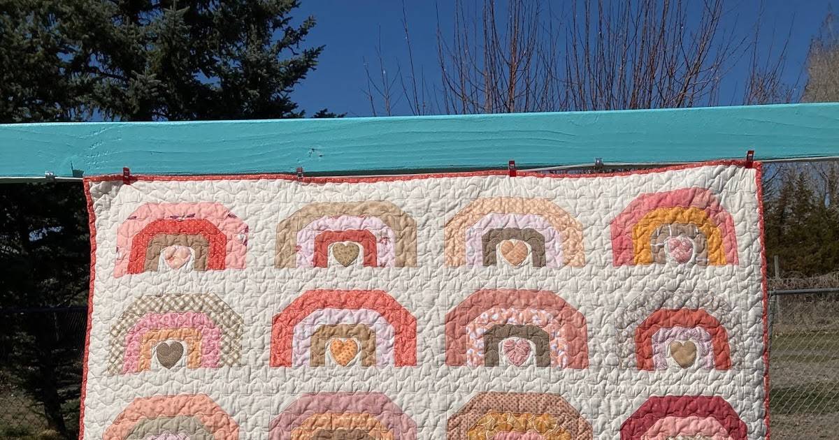 30 Rainbow Quilt Patterns Image