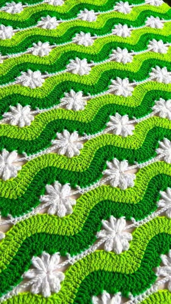 Retro Ripple Crochet Blanket with Flower Accents