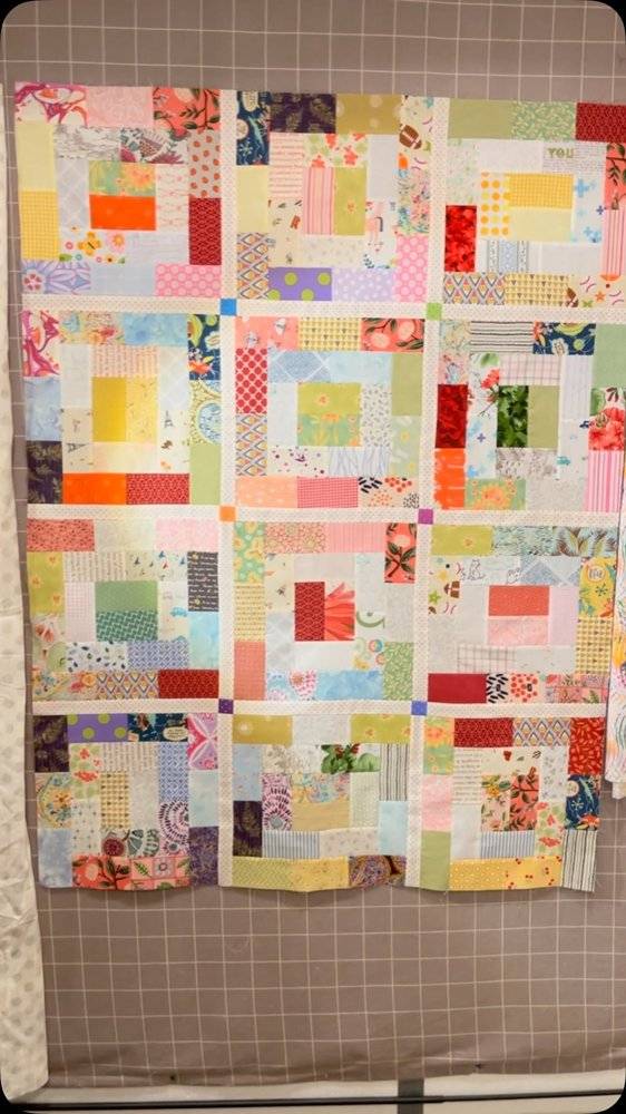 Scrappy Log Cabin Quilt Block Project