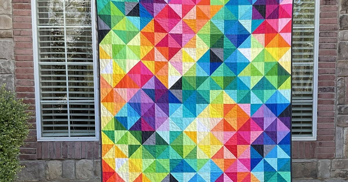 30 Rainbow Quilt Patterns Image